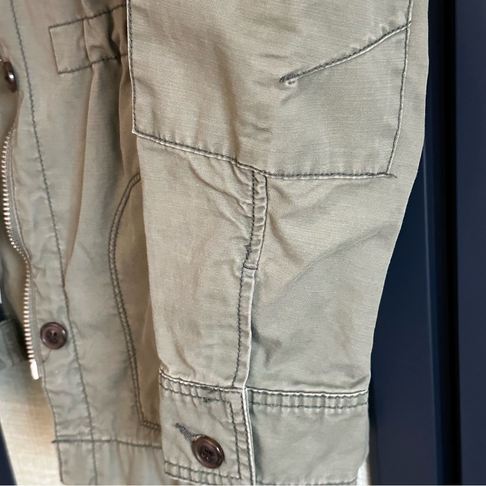 Gap Olive Green Utility Jacket with Adjustable Cinched Waist, circa 2016, Size M - Picture 3 of 8